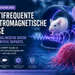 MF Tumorimpulse - Herbert Eder - Frequenzforscher Mouse in a lab setup with a glowing electromagnetic pulse arc and a large German science poster title about multifrequent electromagnetic pulses.