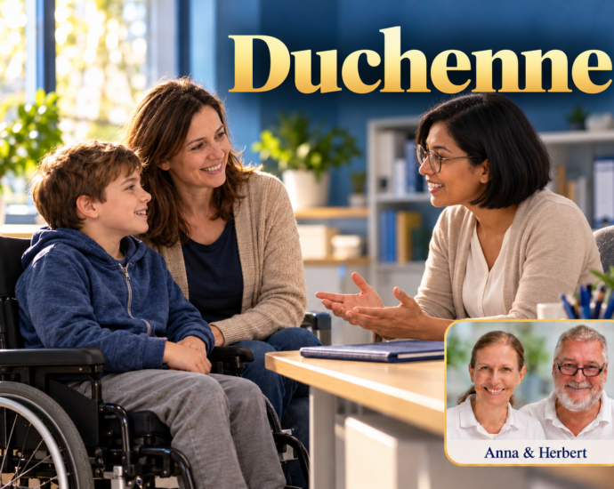 Fiktive Beratungsszene mit einem Kind im Rollstuhl, seiner Bezugsperson und einer Fachperson an einem hellen Tisch. Porträtbadge Anna und Herbert rechts unten.