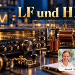 LF und HF – Anna und Herbert - Herbert Eder - Frequenzforscher Ein Radio, Spulen unter Glas und ein unscharfes Oszilloskop in einer illustrierten Arbeitsumgebung; Porträt-Badge Anna und Herbert rechts unten.